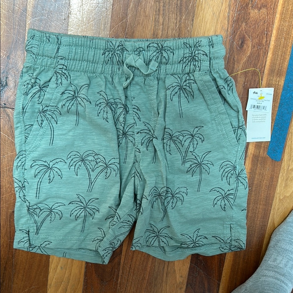 Tea Collection Pale olive green ish Palm Tree Shorts